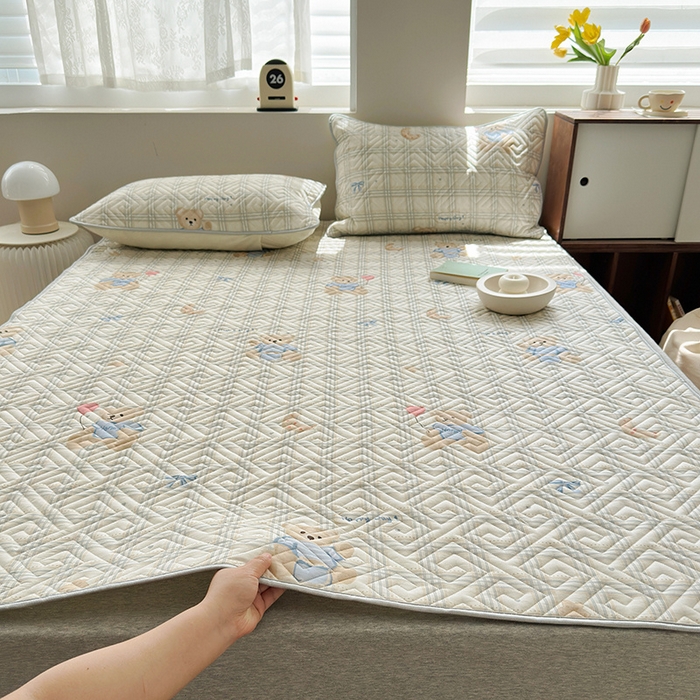 91家纺网 家纺一手货源 找家纺 舒居家纺 2026新款卡通可爱全棉床护垫软床垫垫子-大床图 浮云初梦