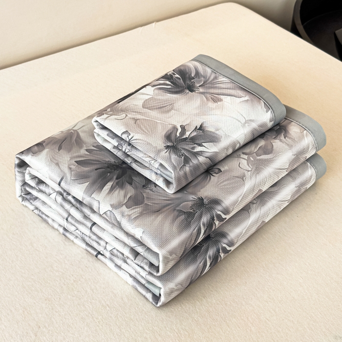 91家纺网 家纺一手货源 找家纺 春寻家纺 2026新款5D印花冰丝席复合三明治款凉席席子 墨染繁花