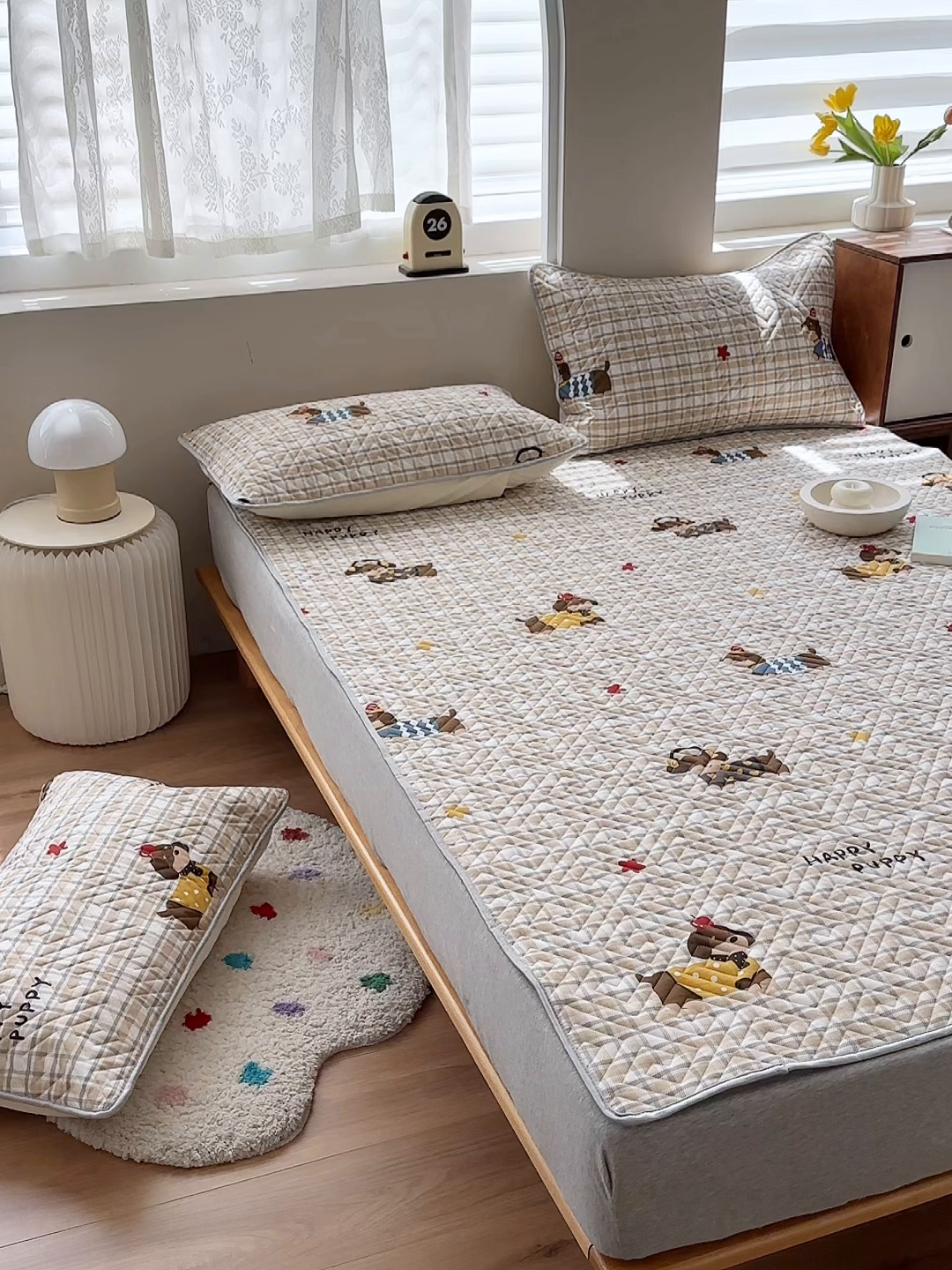 91家纺网 家纺一手货源 找家纺 舒居家纺 2026新款卡通可爱全棉床护垫软床垫垫子-大床图 酷比狗