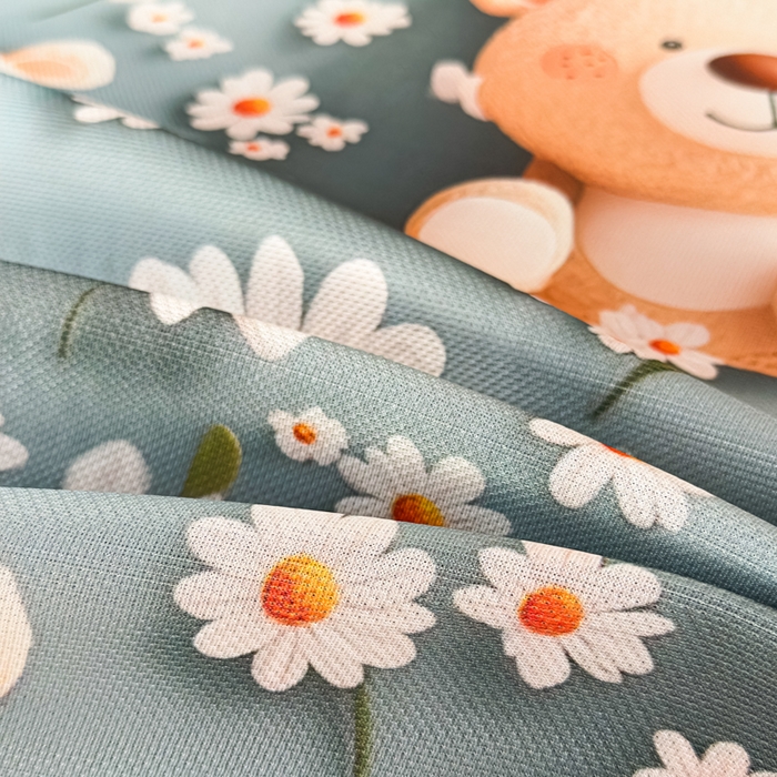 91家纺网 家纺一手货源 找家纺 春寻家纺 2026新款5D印花冰丝席复合三明治款凉席席子 元气小熊-蓝