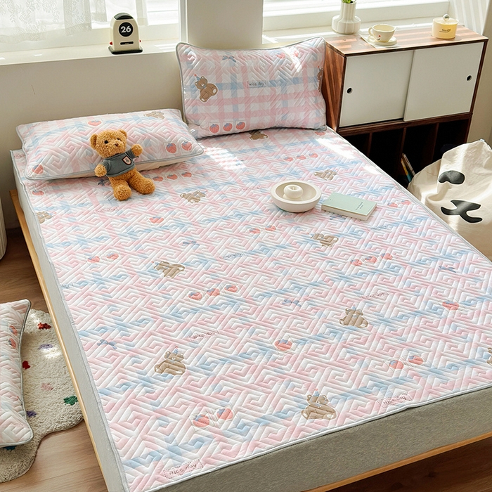 91家纺网 家纺一手货源 找家纺 舒居家纺 2026新款卡通可爱全棉床护垫软床垫垫子-大床图 生日熊