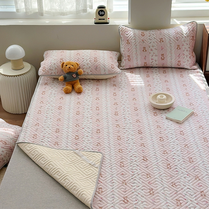 91家纺网 家纺一手货源 找家纺 舒居家纺 2026新款卡通可爱全棉床护垫软床垫垫子-大床图 唐顿庄园