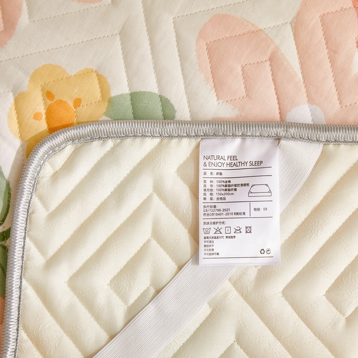 91家纺网 家纺一手货源 找家纺 舒居家纺 2026新款卡通可爱全棉床护垫软床垫垫子-大床图 微笑草莓