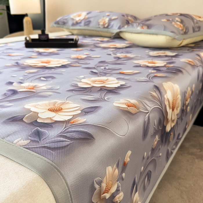 91家纺网 家纺一手货源 找家纺 春寻家纺 2026新款5D印花冰丝席复合三明治款凉席席子 紫韵繁花