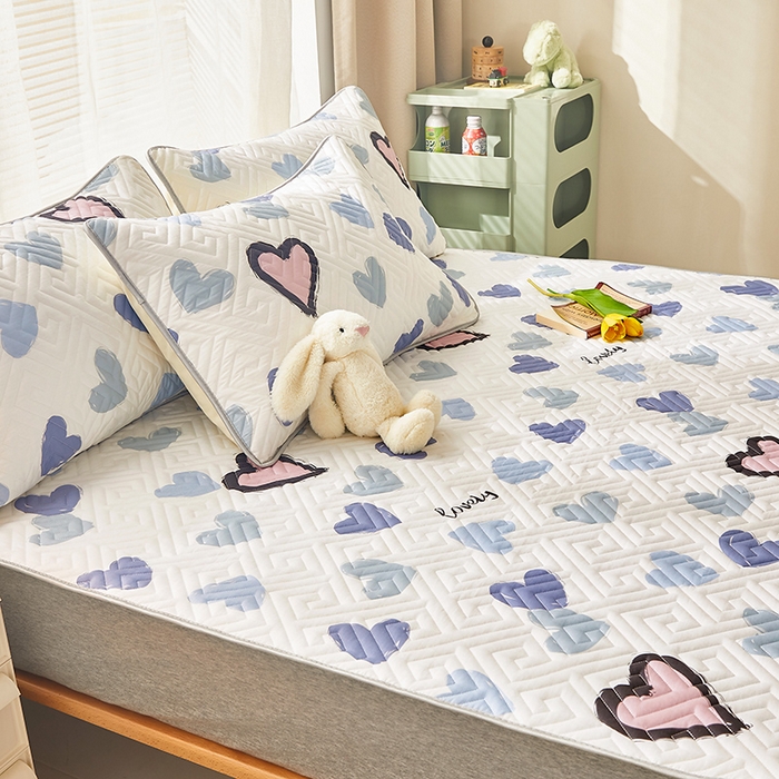 91家纺网 家纺一手货源 找家纺 舒居家纺 2026新款卡通可爱全棉床护垫软床垫垫子-大床图 心心颜颜