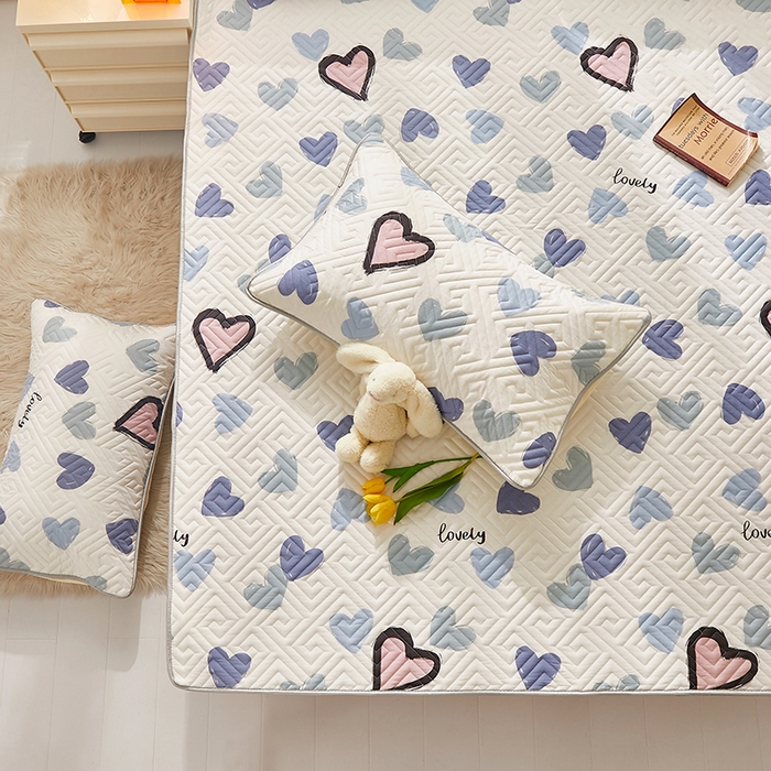 91家纺网 家纺一手货源 找家纺 舒居家纺 2026新款卡通可爱全棉床护垫软床垫垫子-大床图 心心颜颜