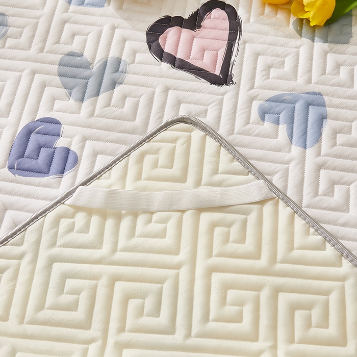 91家纺网 家纺一手货源 找家纺 舒居家纺 2026新款卡通可爱全棉床护垫软床垫垫子-大床图 心心颜颜