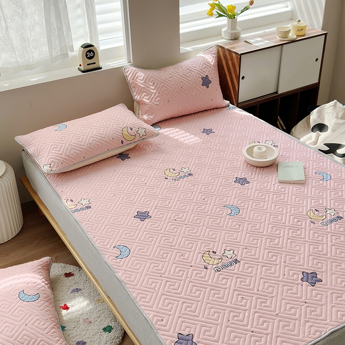 91家纺网 家纺一手货源 找家纺 舒居家纺 2026新款卡通可爱全棉床护垫软床垫垫子-大床图 月之心-粉