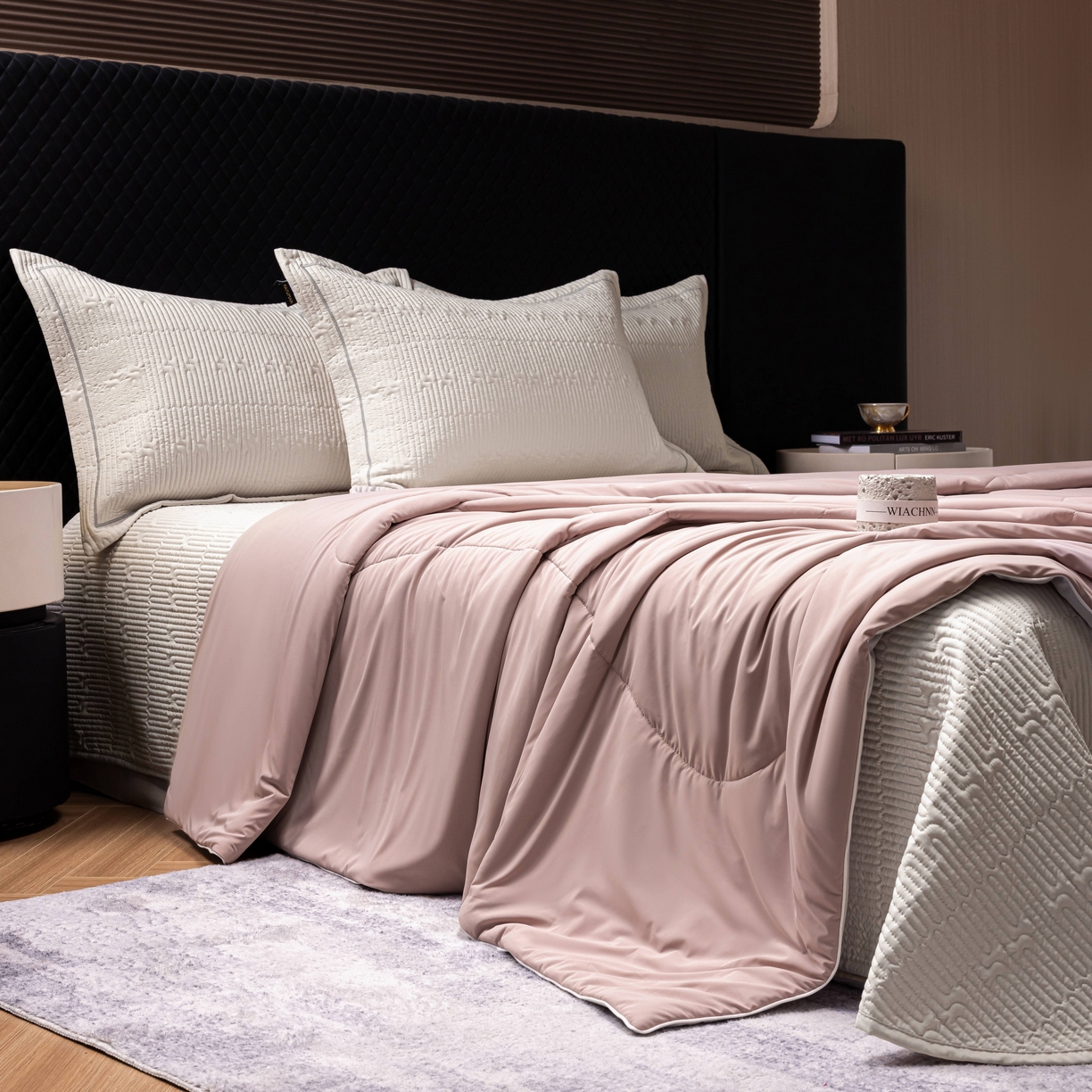 91家纺网 家纺一手货源 找家纺 丽卡家纺 2026新款冰萃锦氨零度凉感夏被空调被夏凉被 粉色