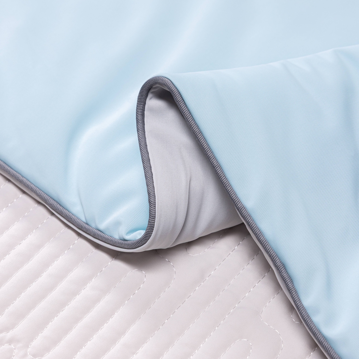 91家纺网 家纺一手货源 找家纺 丽卡家纺 2026新款冰萃锦氨零度凉感夏被空调被夏凉被 蓝色