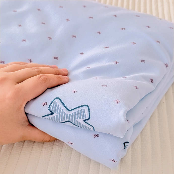 91家纺网 家纺一手货源 找家纺 家贝爱 2026新款云感棉单被套被套单件 蓝蝴蝶结