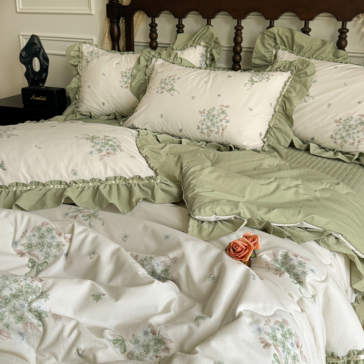 91家纺网 家纺一手货源 找家纺 星光耀 2026新款A类凉感天丝棉夏被床盖四件套 花束