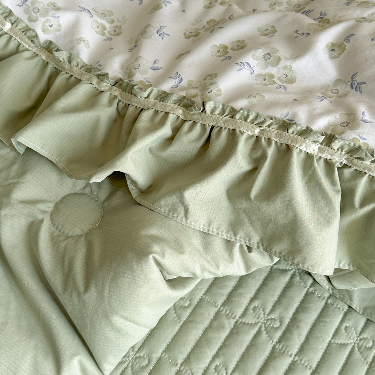 91家纺网 家纺一手货源 找家纺 星光耀 2026新款A类凉感天丝棉夏被床盖四件套 绿萝