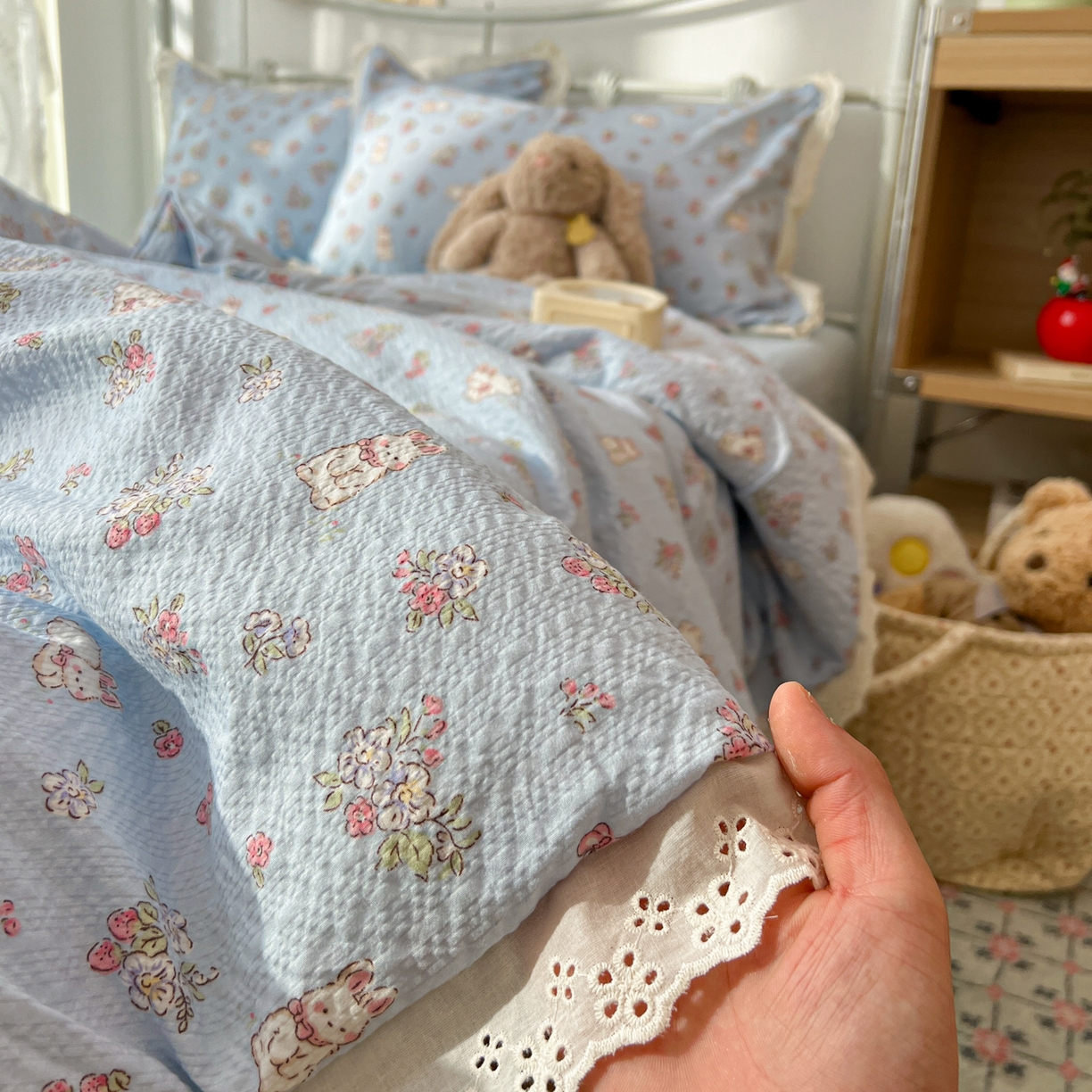 91家纺网 家纺一手货源 找家纺 欣宜家纺 2026新款A类全棉花边泡芙棉夏被夏凉被 丛林小兔