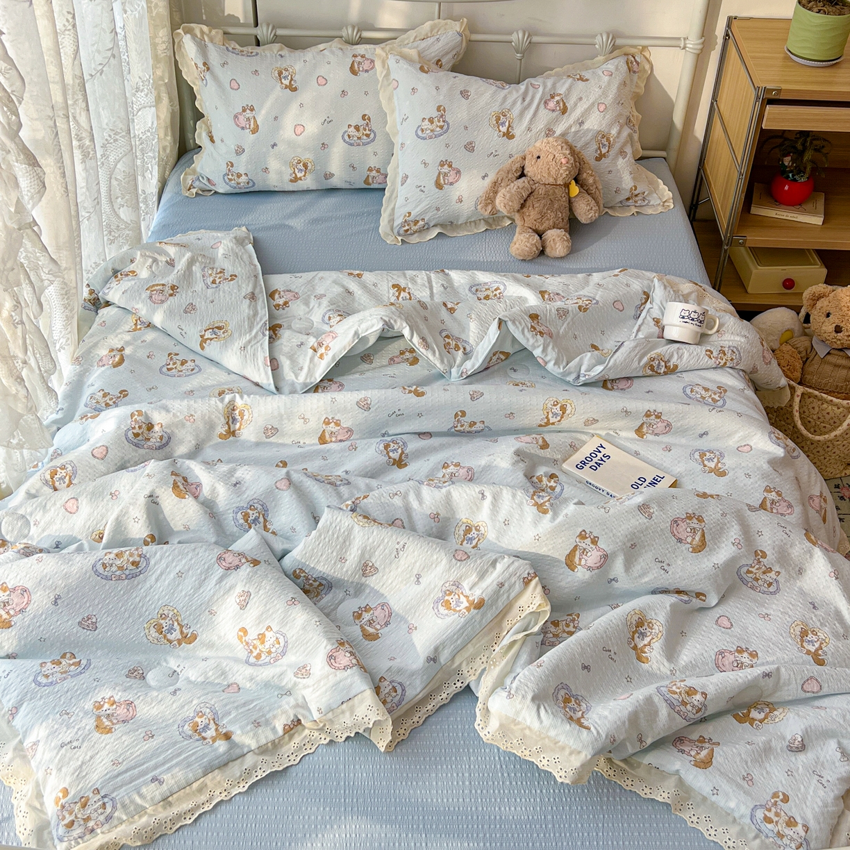 91家纺网 家纺一手货源 找家纺 欣宜家纺 2026新款A类全棉花边泡芙棉夏被夏凉被 蛋糕猫