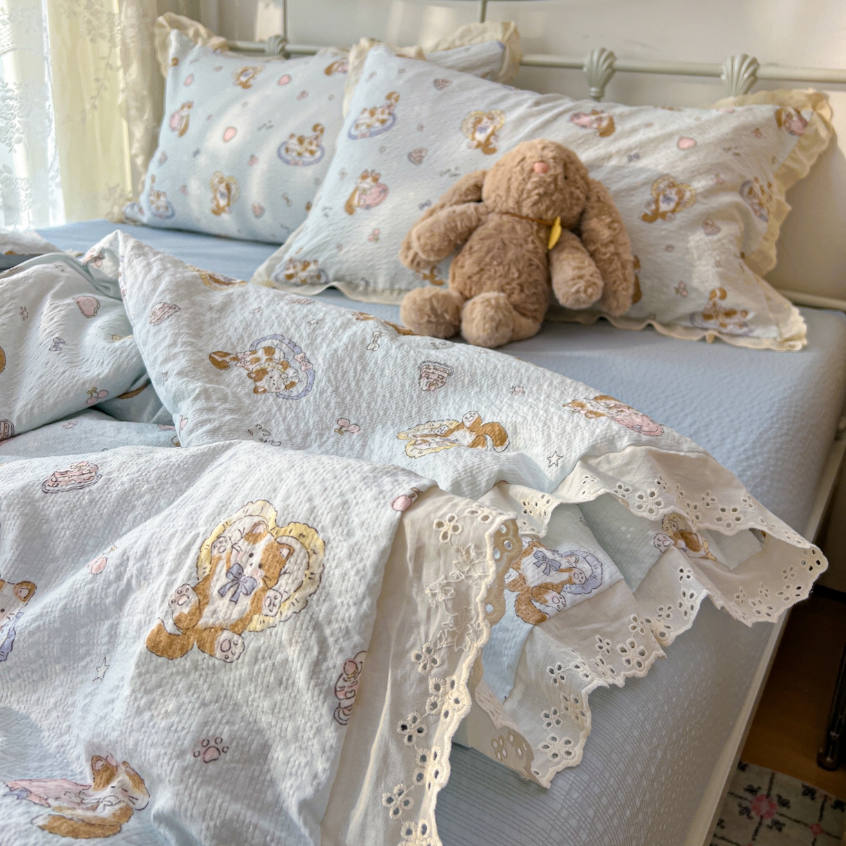 91家纺网 家纺一手货源 找家纺 欣宜家纺 2026新款A类全棉花边泡芙棉夏被夏凉被 蛋糕猫