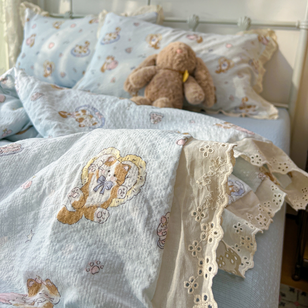 91家纺网 家纺一手货源 找家纺 欣宜家纺 2026新款A类全棉花边泡芙棉夏被夏凉被 蛋糕猫