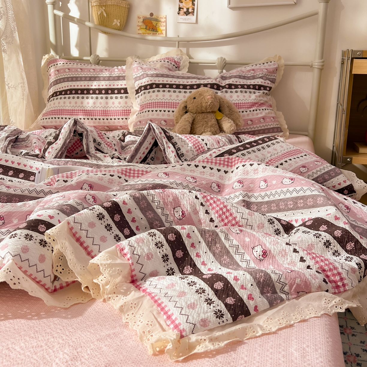 91家纺网 家纺一手货源 找家纺 欣宜家纺 2026新款A类全棉花边泡芙棉夏被夏凉被 猫咪粉