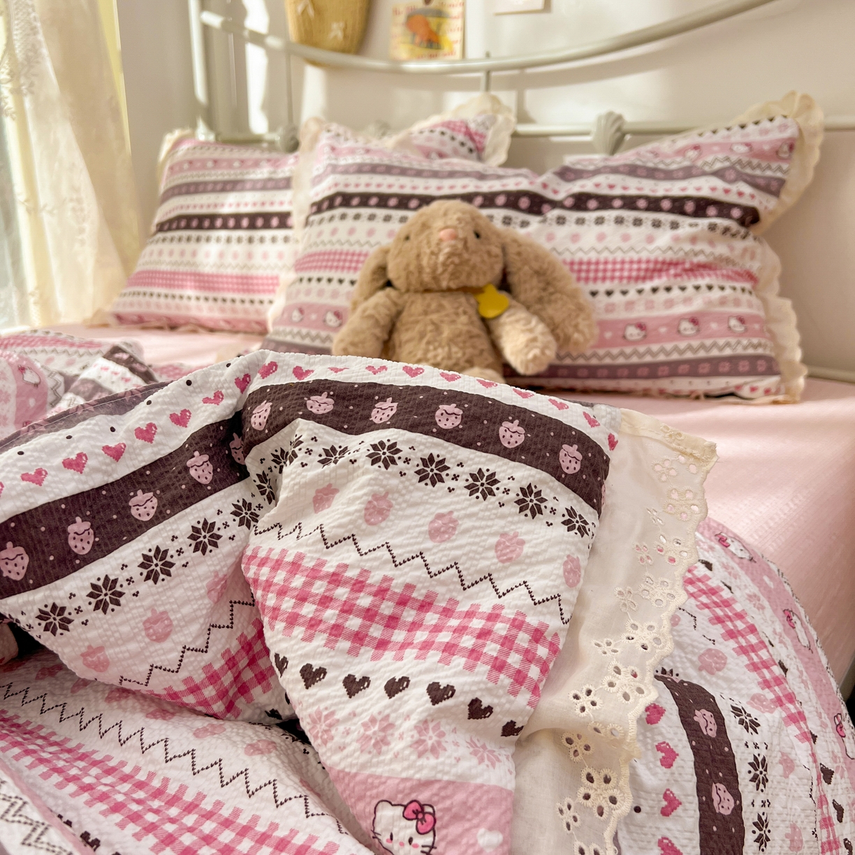 91家纺网 家纺一手货源 找家纺 欣宜家纺 2026新款A类全棉花边泡芙棉夏被夏凉被 猫咪粉