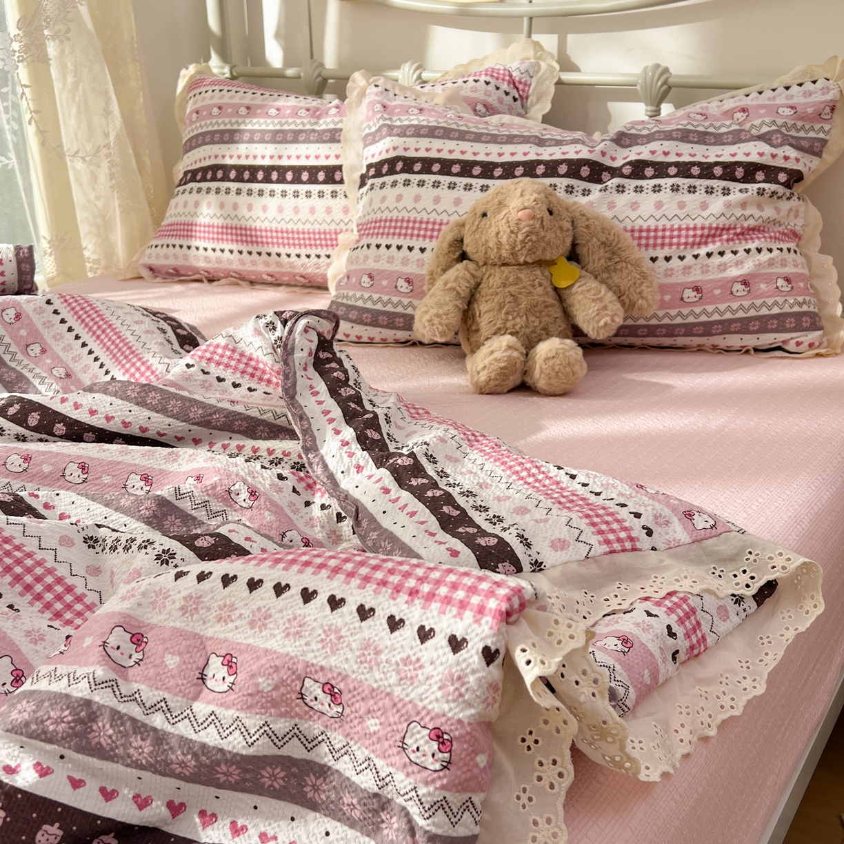 91家纺网 家纺一手货源 找家纺 欣宜家纺 2026新款A类全棉花边泡芙棉夏被夏凉被 猫咪粉