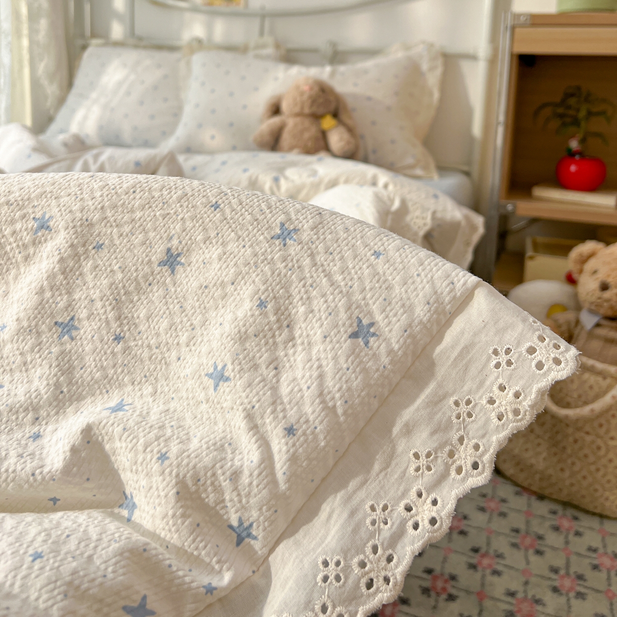 91家纺网 家纺一手货源 找家纺 欣宜家纺 2026新款A类全棉花边泡芙棉夏被夏凉被 星星蓝