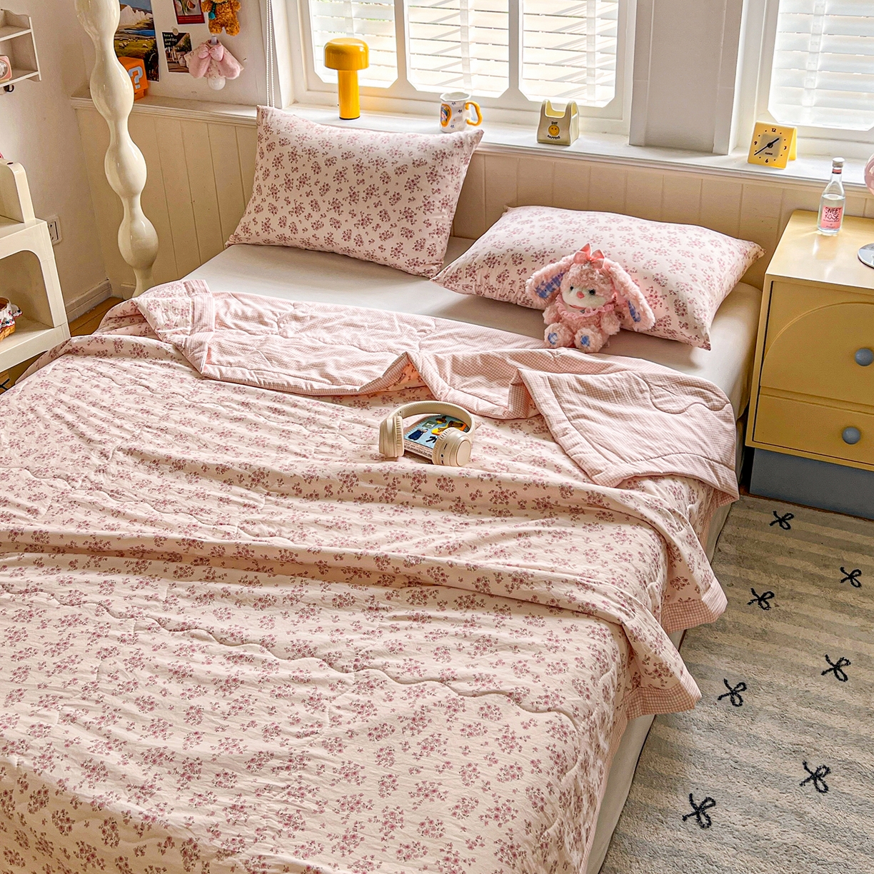 91家纺网 家纺一手货源 找家纺 欣宜家纺 2026新款A类水洗棉棉花夏被夏凉被 花田粉