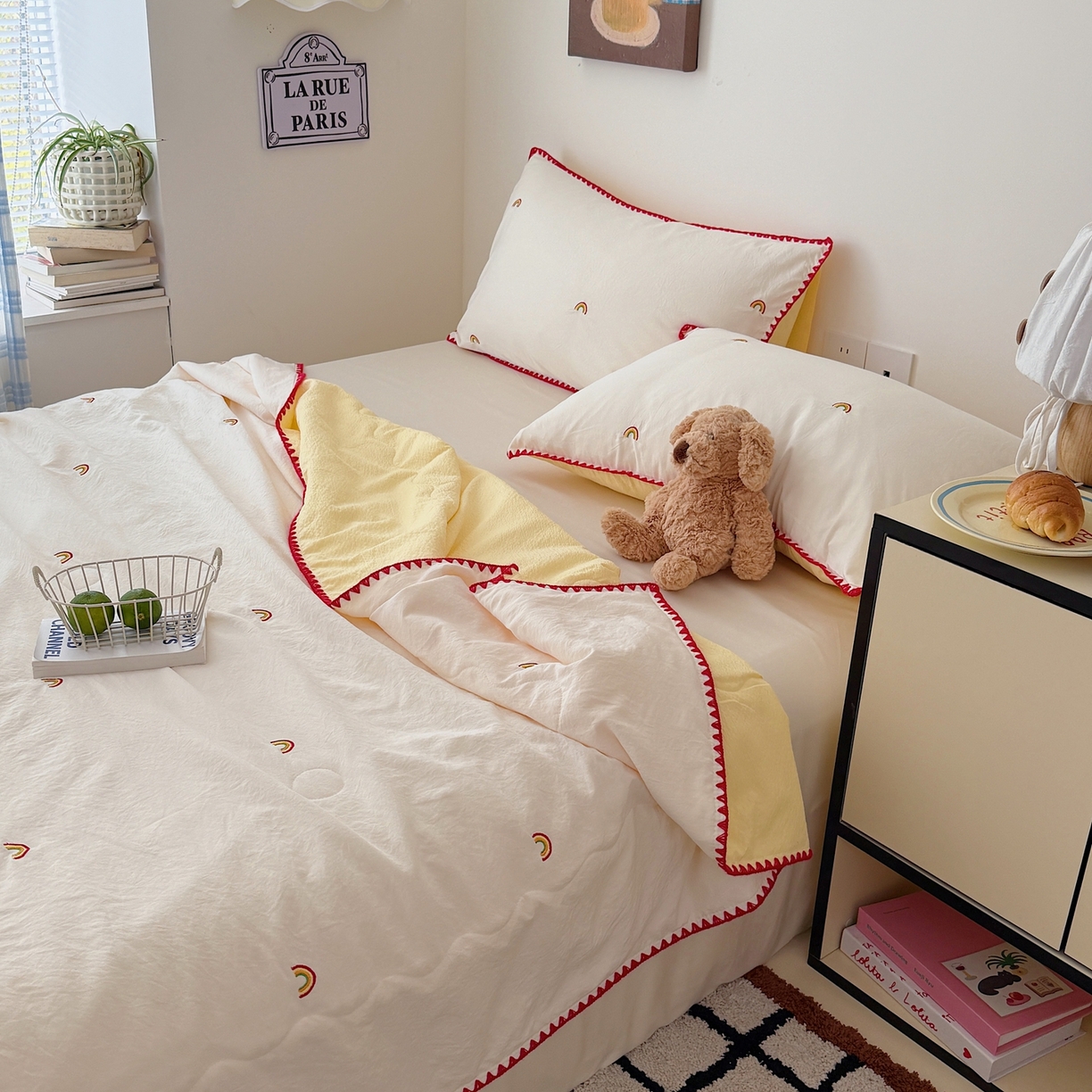 91家纺网 家纺一手货源 找家纺 顾里家纺 2026新款韩风刺绣云朵棉夏被夏凉被空调被 ins彩虹