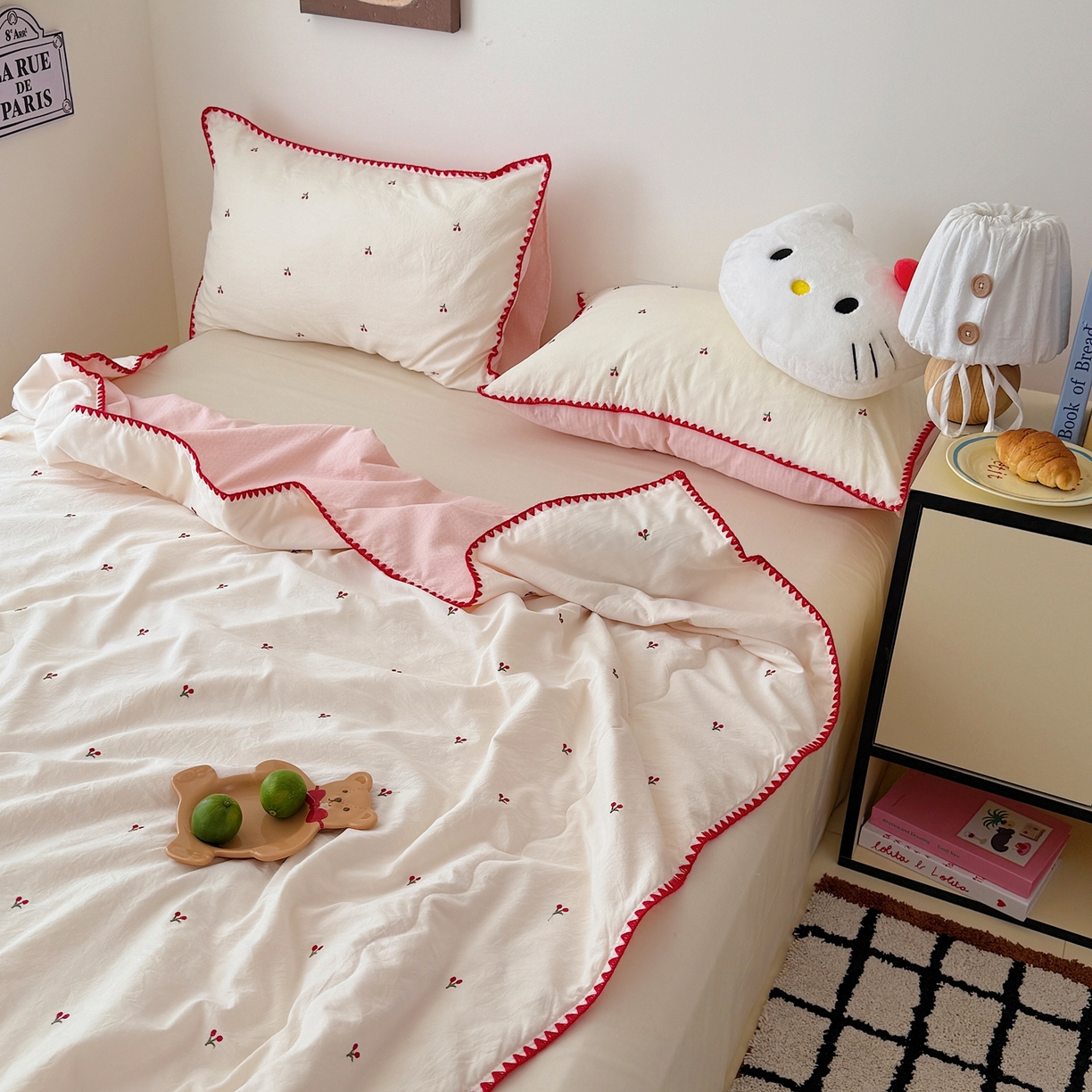 91家纺网 家纺一手货源 找家纺 顾里家纺 2026新款韩风刺绣云朵棉夏被夏凉被空调被 ins樱桃