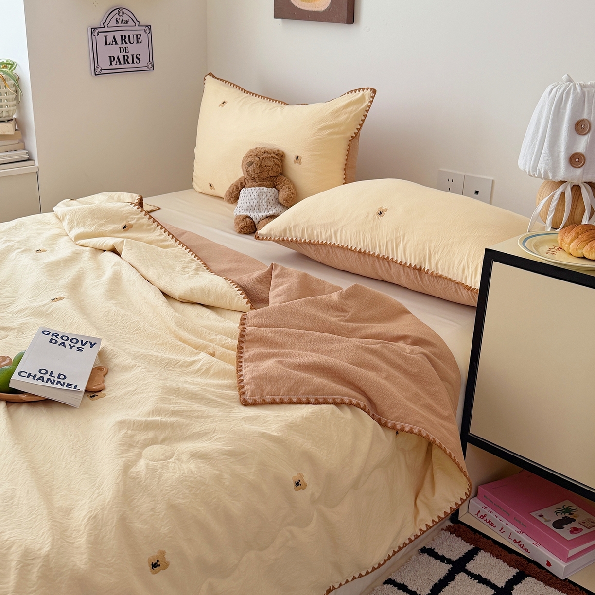 91家纺网 家纺一手货源 找家纺 顾里家纺 2026新款韩风刺绣云朵棉夏被夏凉被空调被 ins棕熊