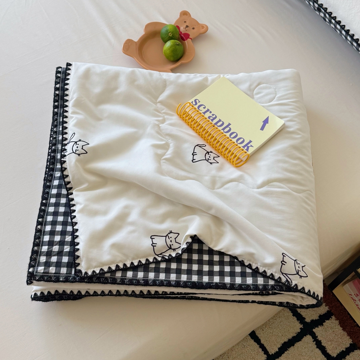 91家纺网 家纺一手货源 找家纺 顾里家纺 2026新款韩风刺绣云朵棉夏被夏凉被空调被 安睡猫