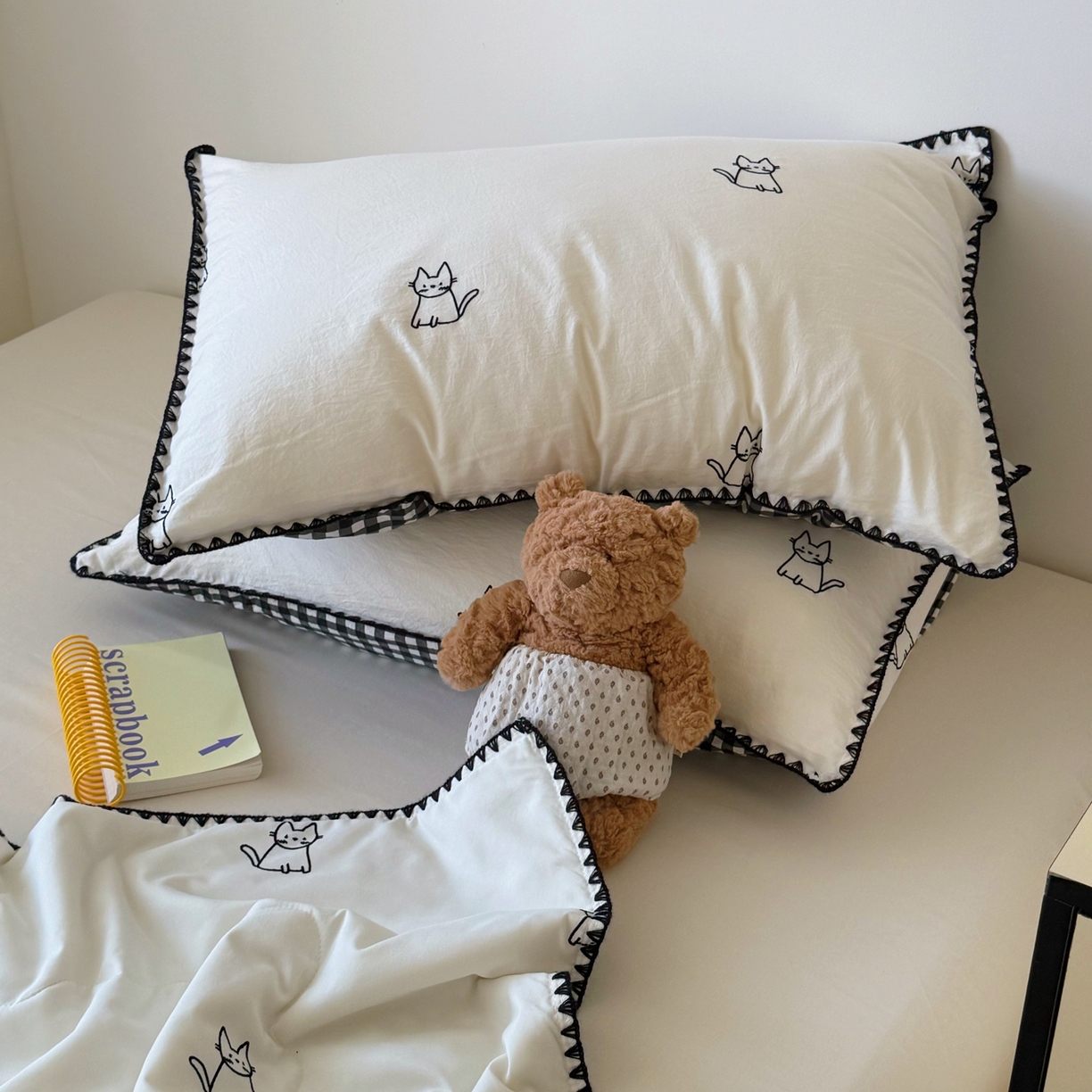 91家纺网 家纺一手货源 找家纺 顾里家纺 2026新款韩风刺绣云朵棉夏被夏凉被空调被 安睡猫