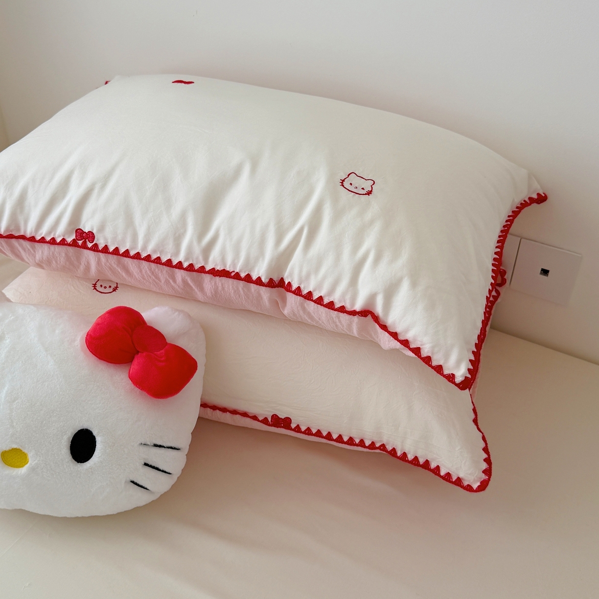 91家纺网 家纺一手货源 找家纺 顾里家纺 2026新款韩风刺绣云朵棉夏被夏凉被空调被 贝拉猫咪