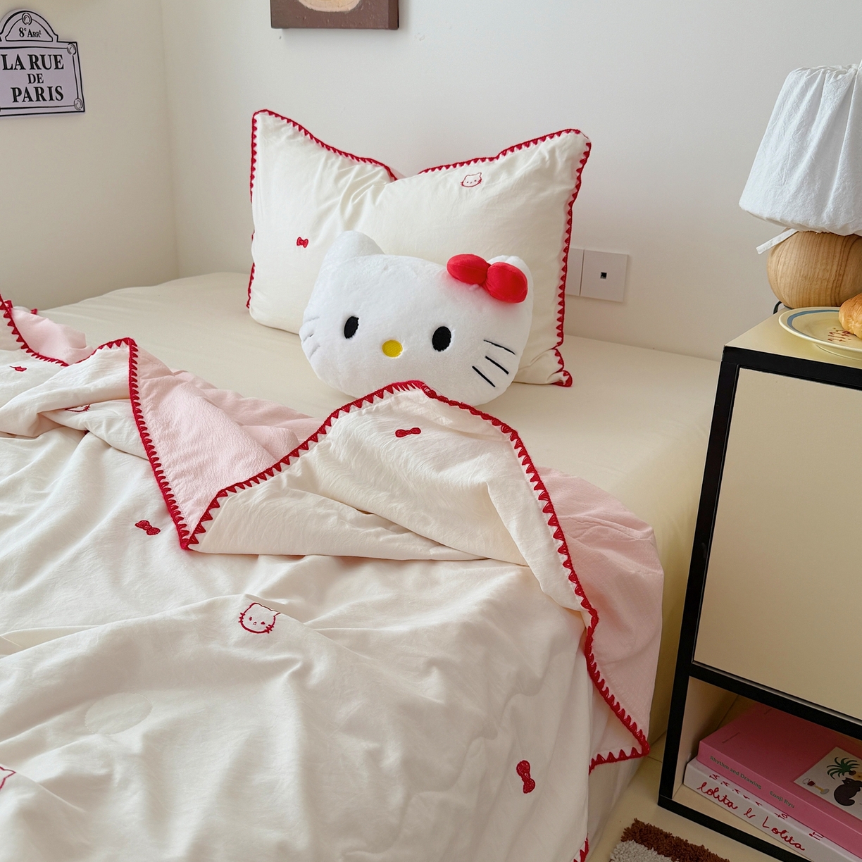 91家纺网 家纺一手货源 找家纺 顾里家纺 2026新款韩风刺绣云朵棉夏被夏凉被空调被 贝拉猫咪