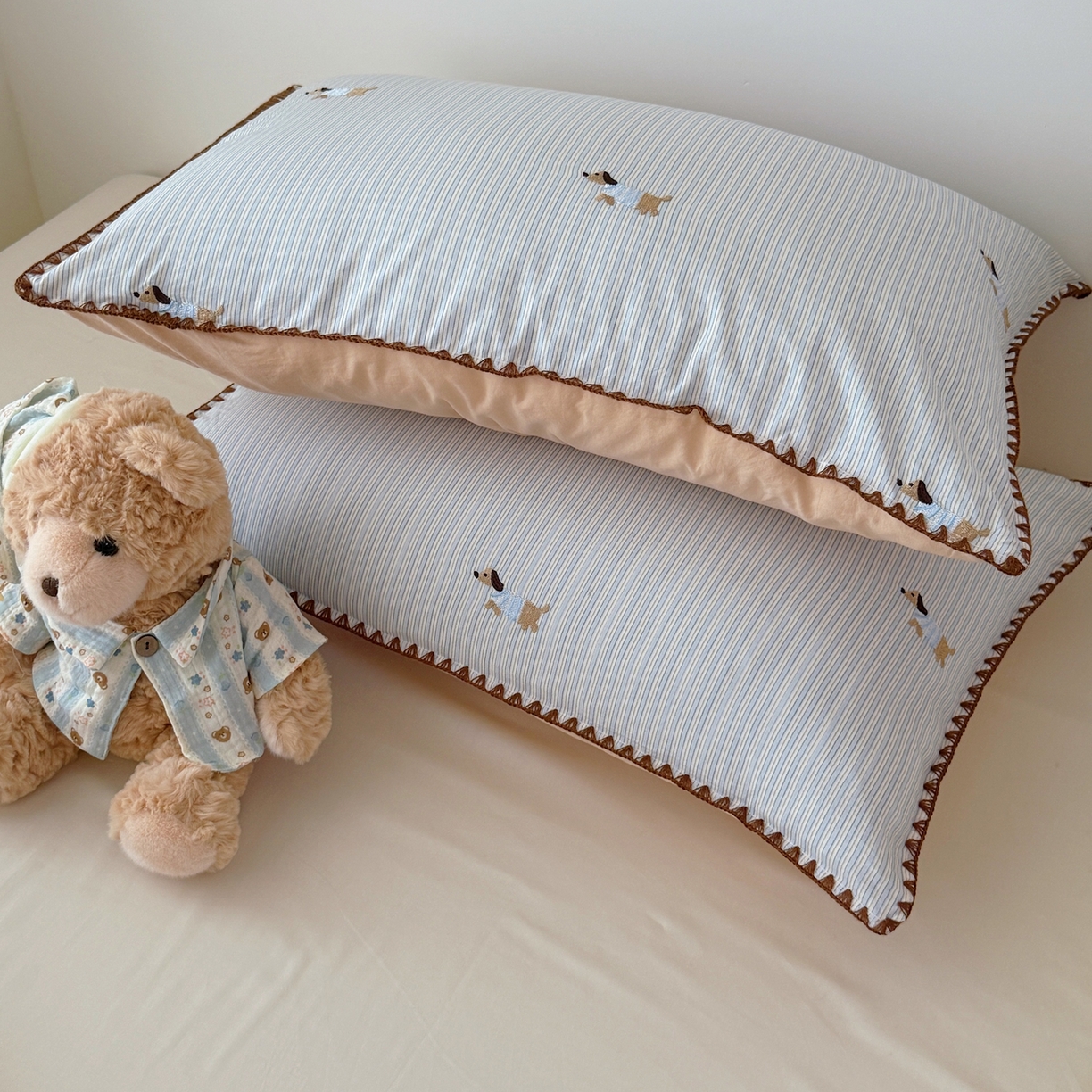 91家纺网 家纺一手货源 找家纺 顾里家纺 2026新款韩风刺绣云朵棉夏被夏凉被空调被 海盐小狗