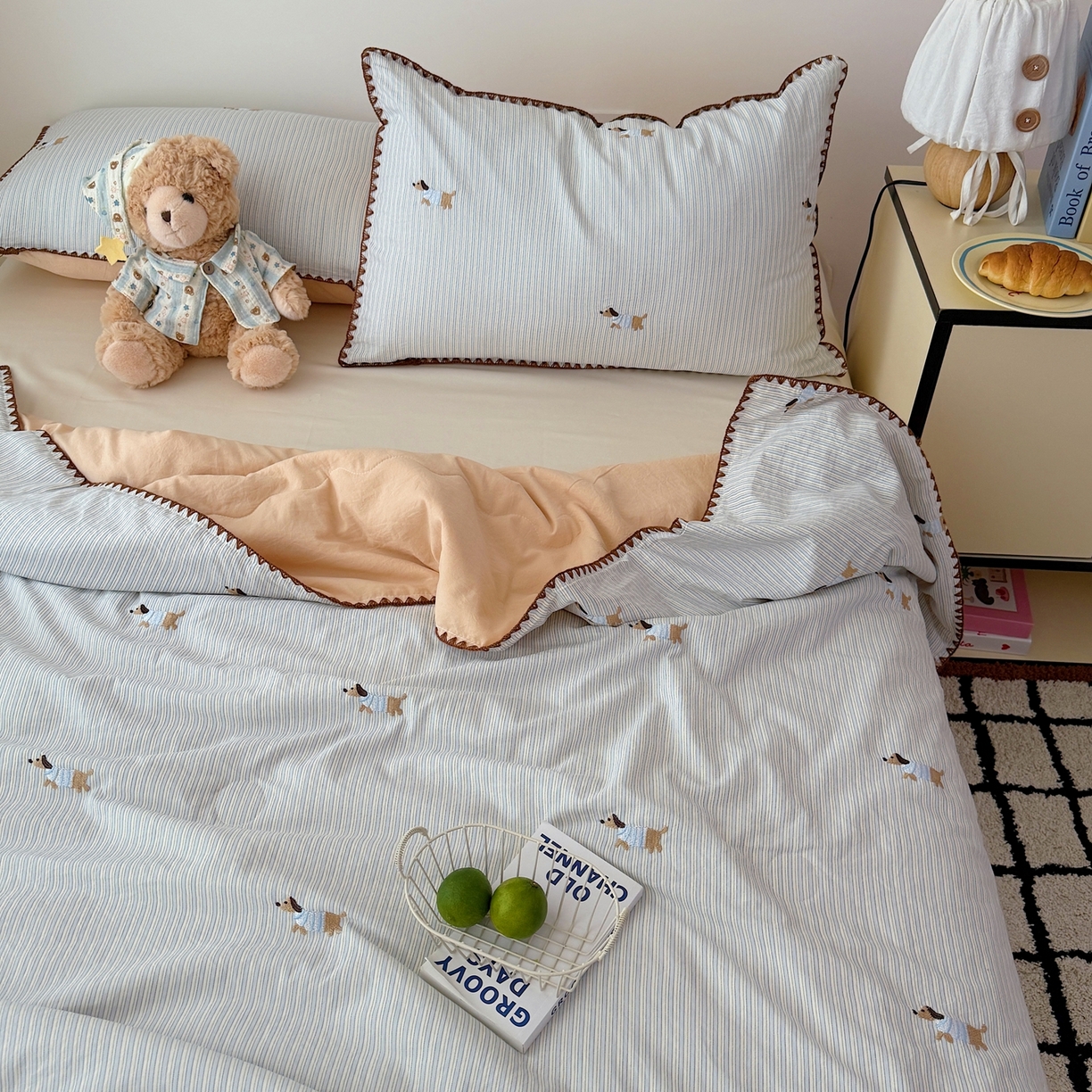 91家纺网 家纺一手货源 找家纺 顾里家纺 2026新款韩风刺绣云朵棉夏被夏凉被空调被 海盐小狗