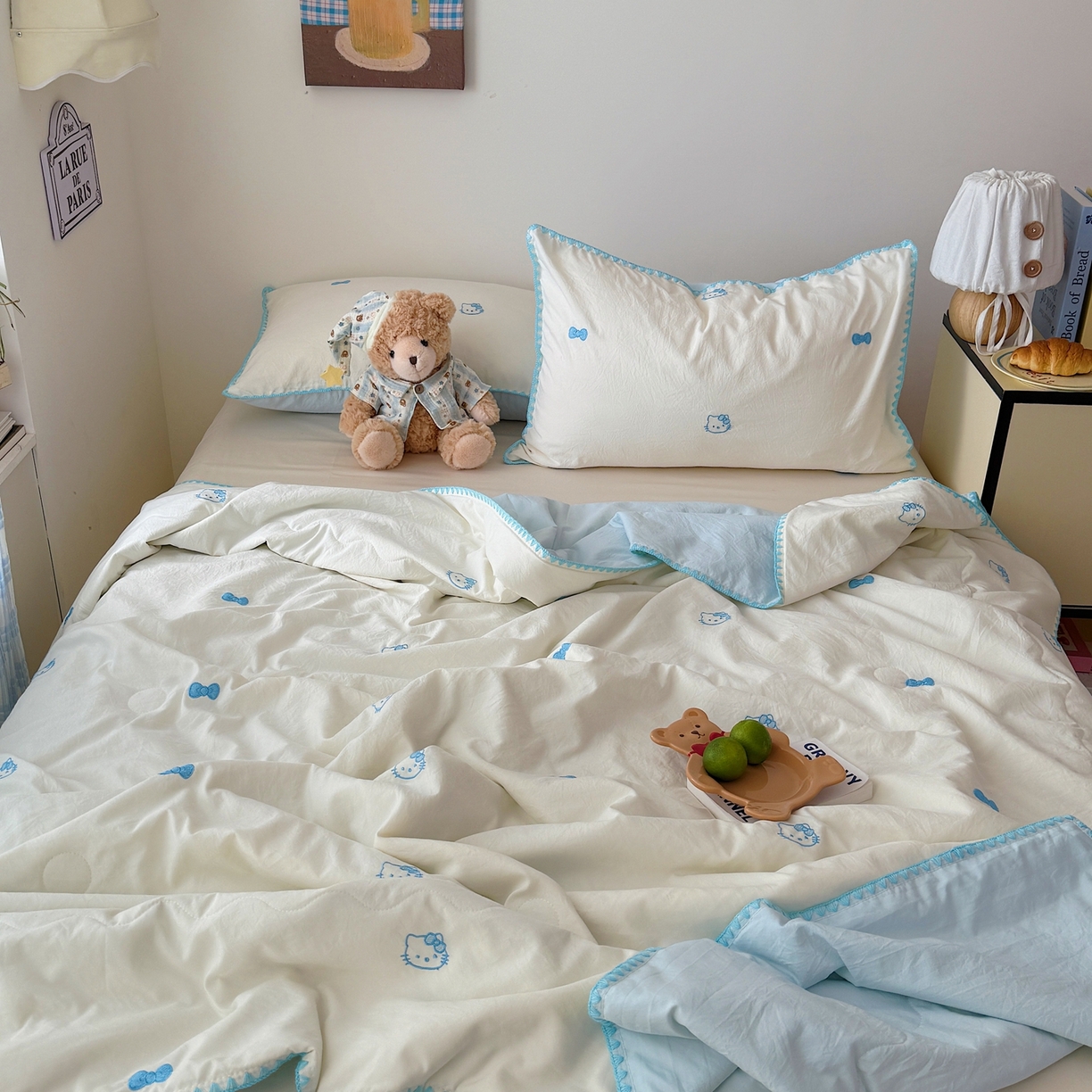 91家纺网 家纺一手货源 找家纺 顾里家纺 2026新款韩风刺绣云朵棉夏被夏凉被空调被 蓝线条猫