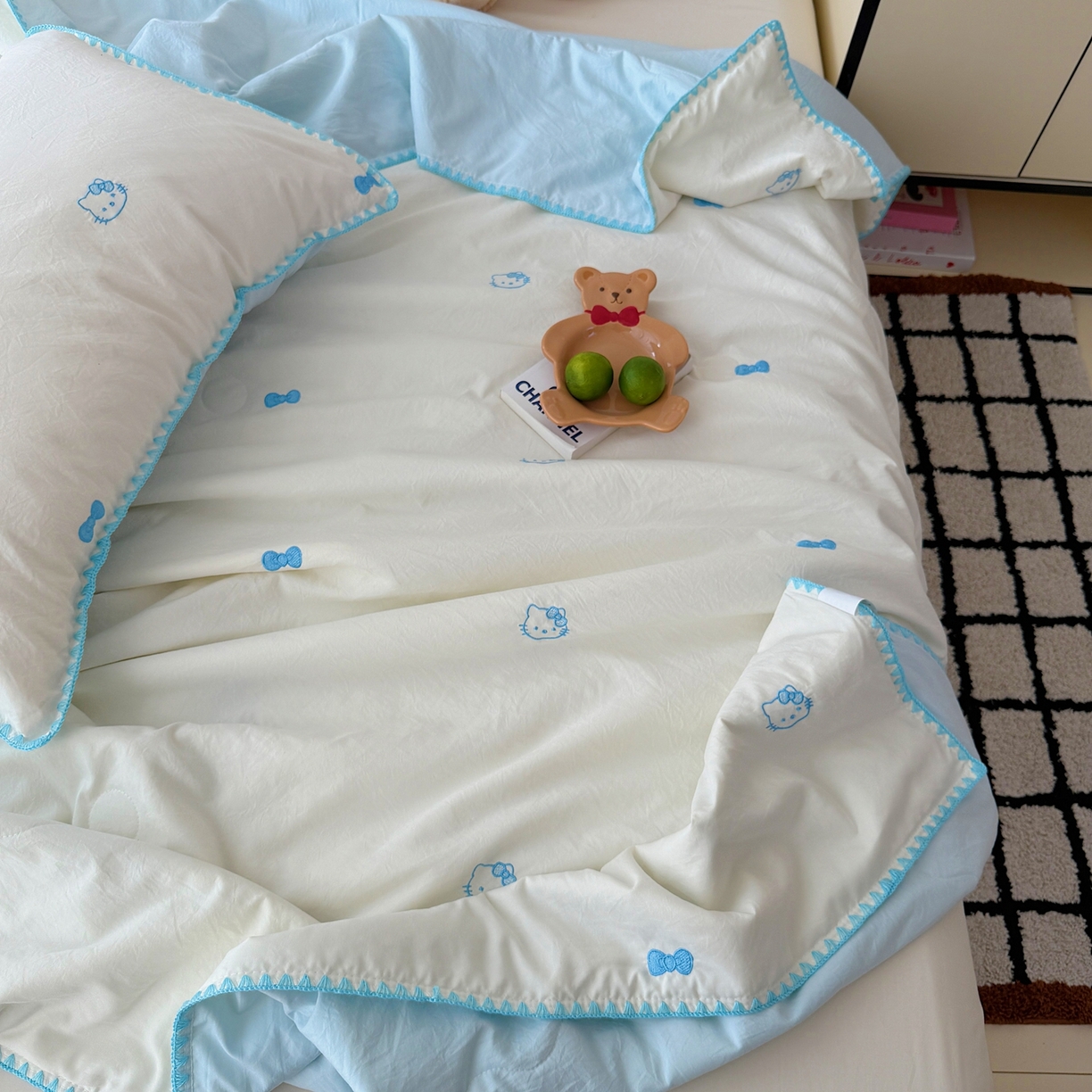 91家纺网 家纺一手货源 找家纺 顾里家纺 2026新款韩风刺绣云朵棉夏被夏凉被空调被 蓝线条猫