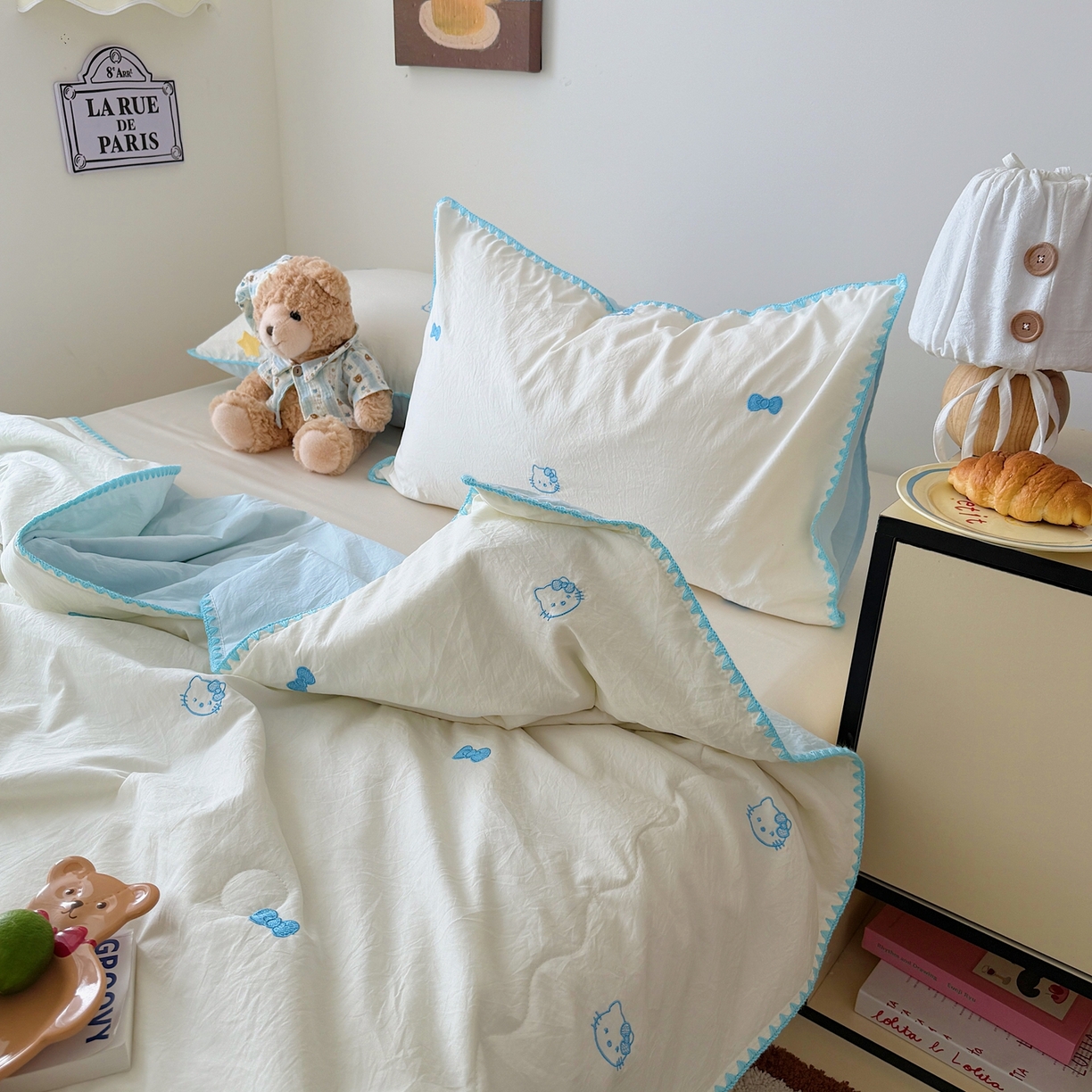 91家纺网 家纺一手货源 找家纺 顾里家纺 2026新款韩风刺绣云朵棉夏被夏凉被空调被 蓝线条猫