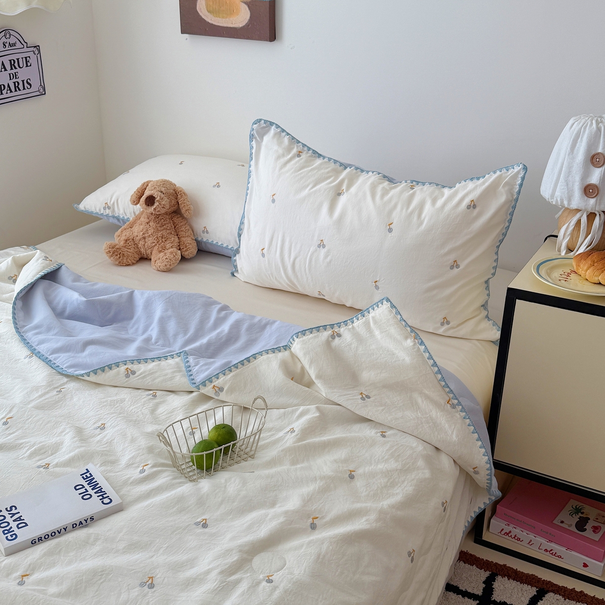 91家纺网 家纺一手货源 找家纺 顾里家纺 2026新款韩风刺绣云朵棉夏被夏凉被空调被 蓝樱桃