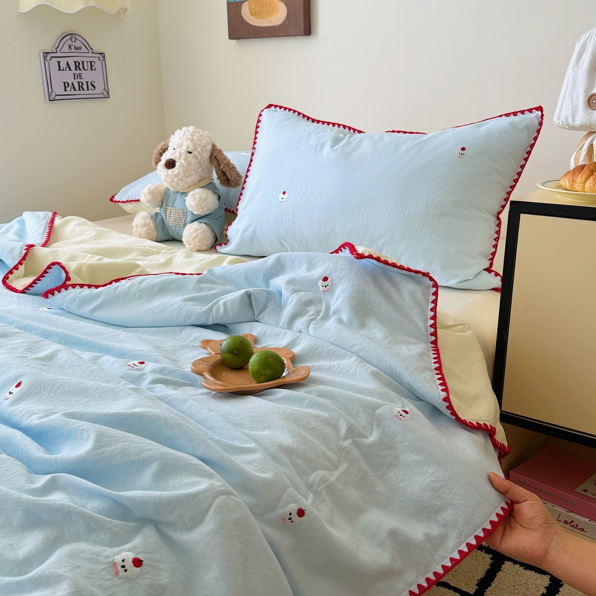 91家纺网 家纺一手货源 找家纺 顾里家纺 2026新款韩风刺绣云朵棉夏被夏凉被空调被 泡泡狗