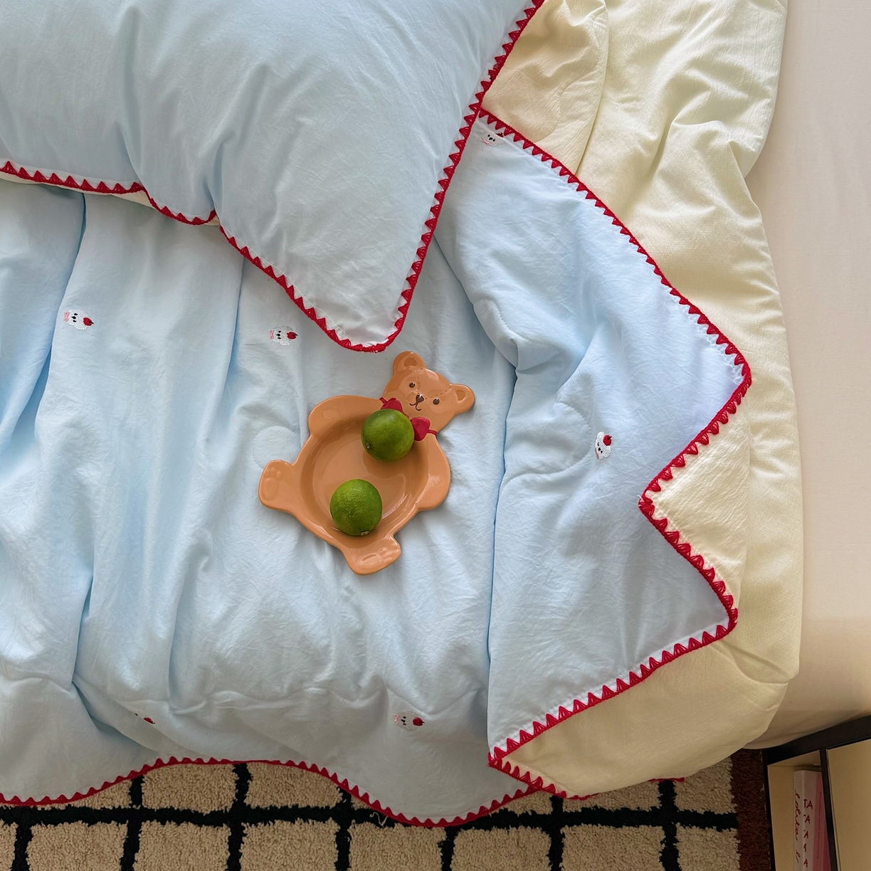 91家纺网 家纺一手货源 找家纺 顾里家纺 2026新款韩风刺绣云朵棉夏被夏凉被空调被 泡泡狗