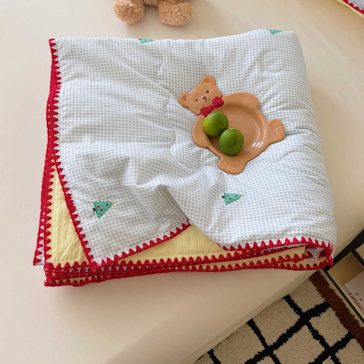 91家纺网 家纺一手货源 找家纺 顾里家纺 2026新款韩风刺绣云朵棉夏被夏凉被空调被 圣诞树