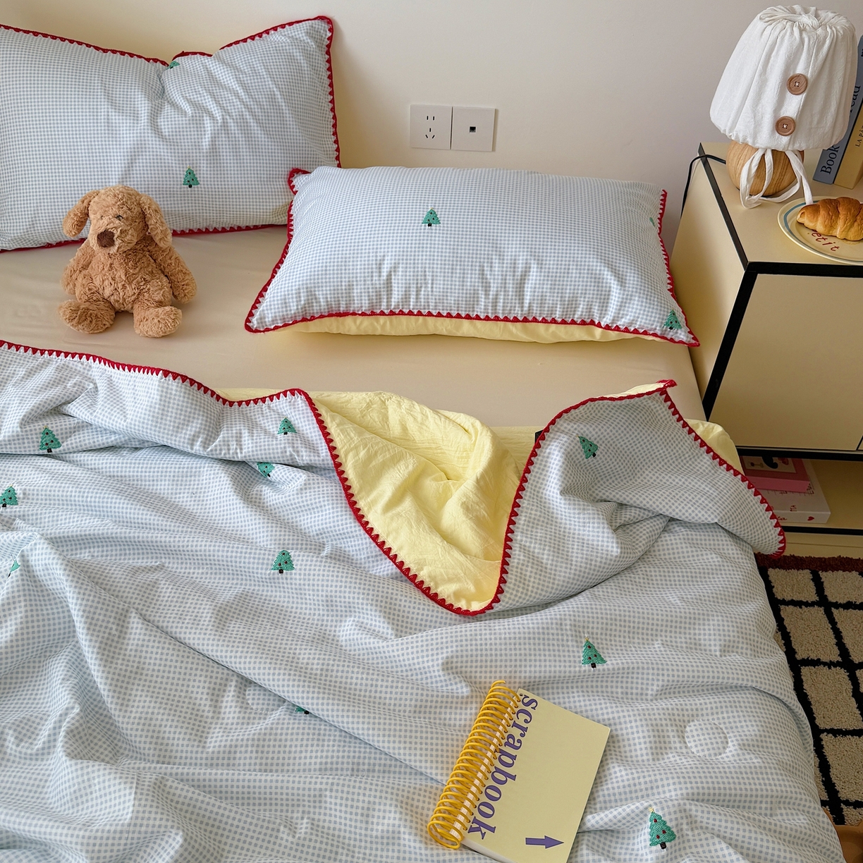 91家纺网 家纺一手货源 找家纺 顾里家纺 2026新款韩风刺绣云朵棉夏被夏凉被空调被 圣诞树