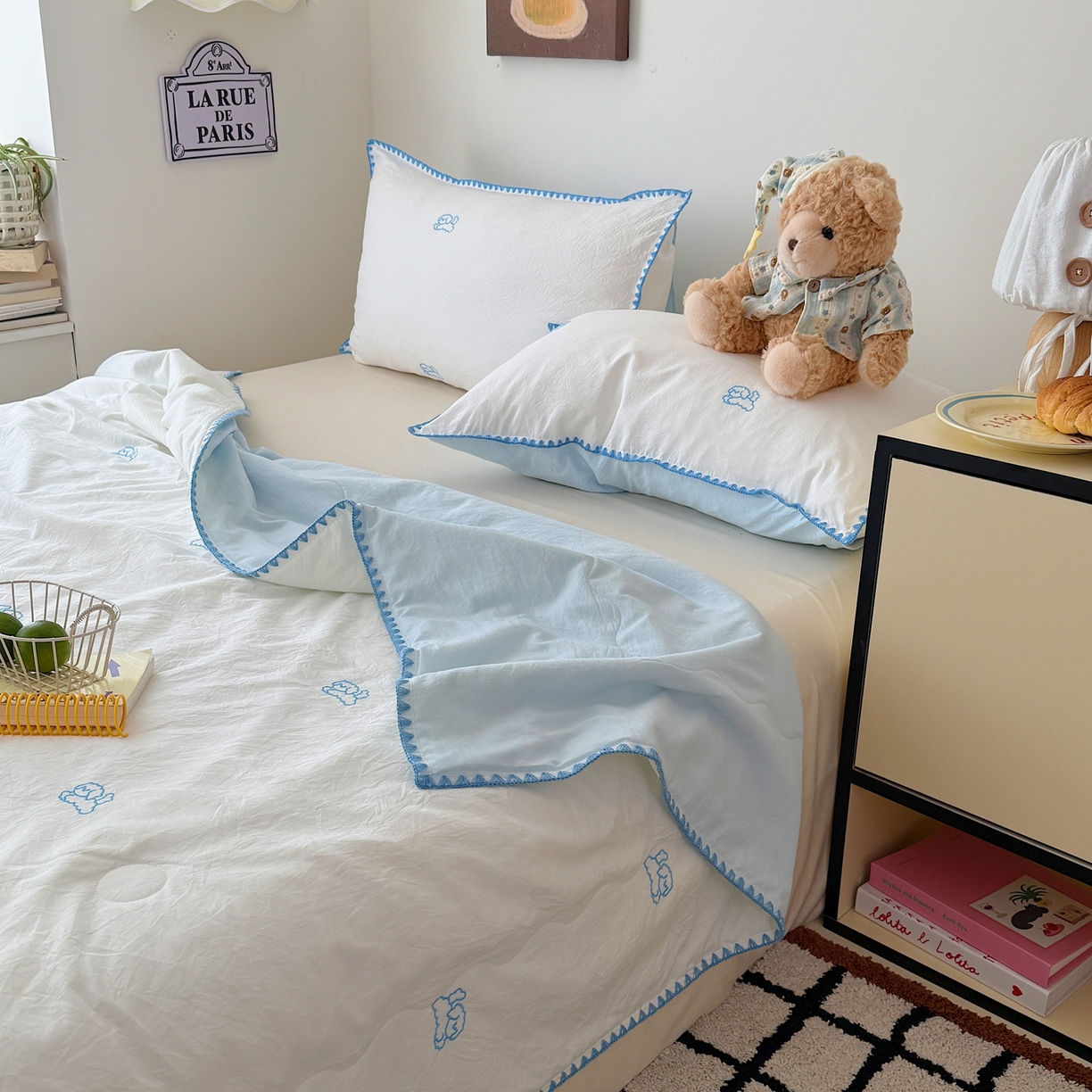 91家纺网 家纺一手货源 找家纺 顾里家纺 2026新款韩风刺绣云朵棉夏被夏凉被空调被 线条狗