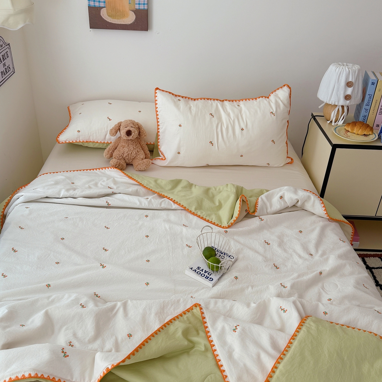 91家纺网 家纺一手货源 找家纺 顾里家纺 2026新款韩风刺绣云朵棉夏被夏凉被空调被 小桔梗