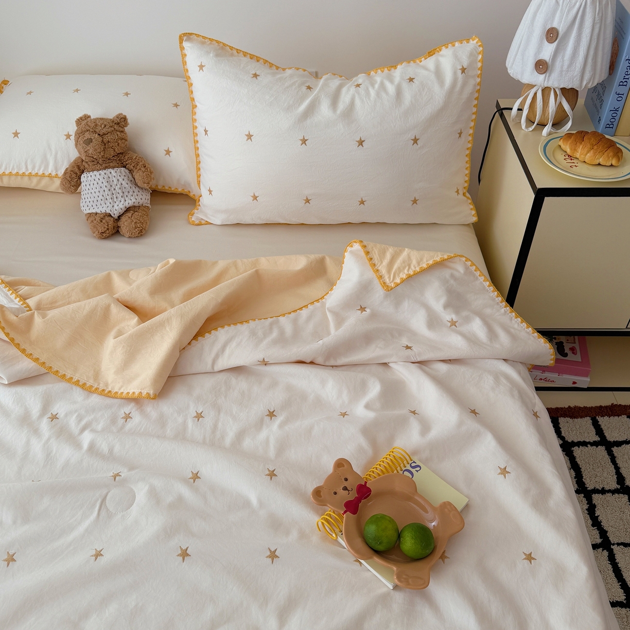 91家纺网 家纺一手货源 找家纺 顾里家纺 2026新款韩风刺绣云朵棉夏被夏凉被空调被 星岛黄