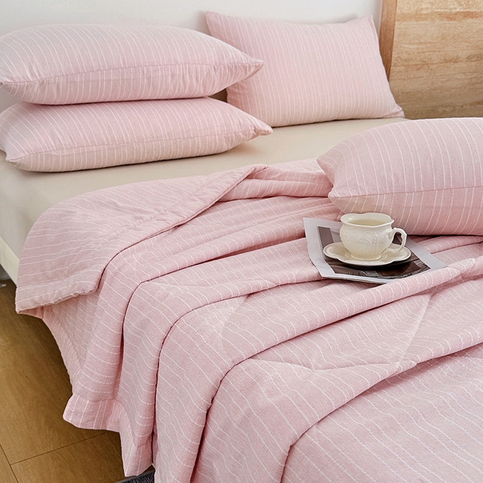 91家纺网 家纺一手货源 找家纺 家贝爱 2026新款色织提花新疆棉棉花夏被夏凉被空调被 流光粉