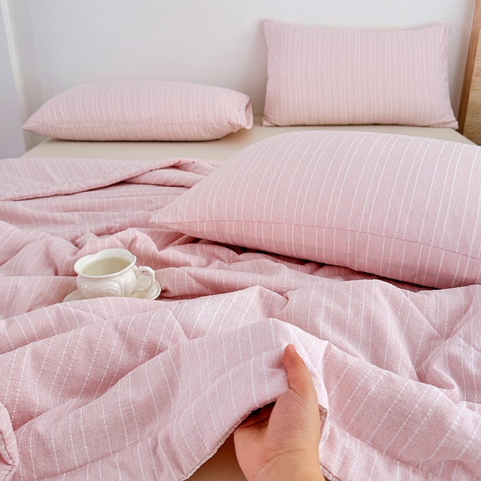 91家纺网 家纺一手货源 找家纺 家贝爱 2026新款色织提花新疆棉棉花夏被夏凉被空调被 流光粉