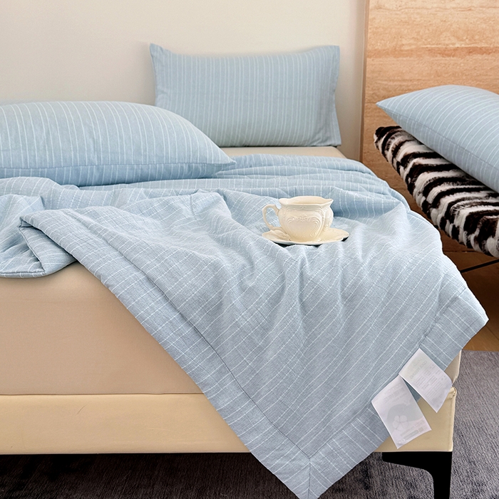 91家纺网 家纺一手货源 找家纺 家贝爱 2026新款色织提花新疆棉棉花夏被夏凉被空调被 流光蓝