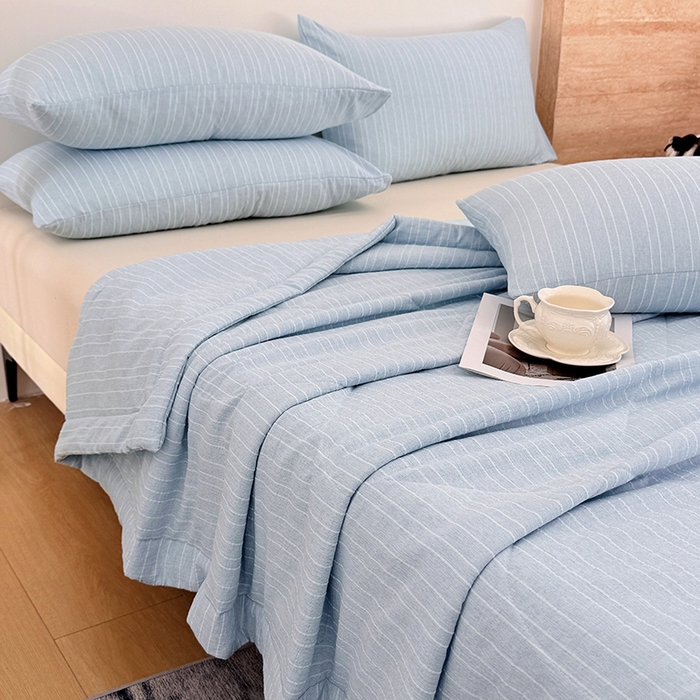 91家纺网 家纺一手货源 找家纺 家贝爱 2026新款色织提花新疆棉棉花夏被夏凉被空调被 流光蓝